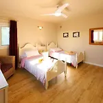 Cancilla Villa