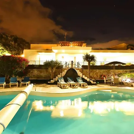 Cancilla Villa Puerto del Carmen (Lanzarote)