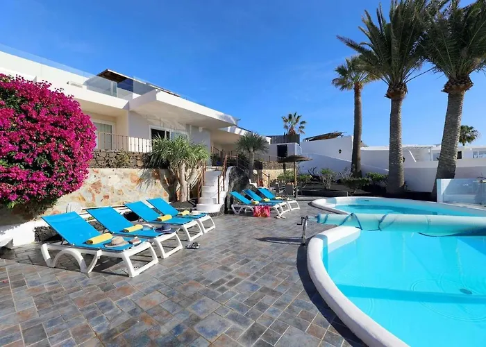 Cancilla Villa Puerto del Carmen (Lanzarote)